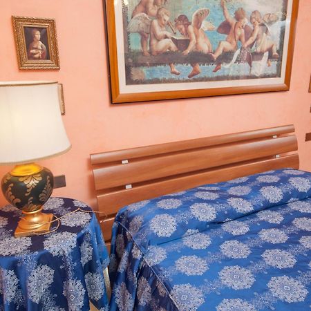 B&B Babri Simim Taj Рим Екстериор снимка